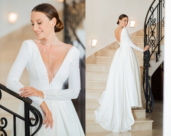 Wedding dress long sleeve. Сrepe wedding dress, winter wedding gown, long sleeve bridal dress Amanda