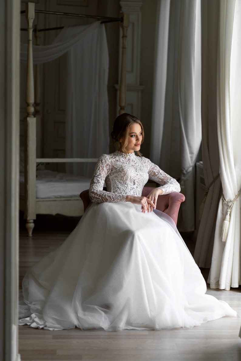 Modest wedding dress, high neck wedding dress with long sleeves. Lace turtleneck bridal gown, high collar wedding gown Harper image 1