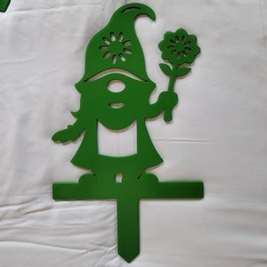 gnome garden stake cut file for cnc plasma cutter, gnome dxf file for plasma table, garden gnome svg file for laser cut designs, garden art
