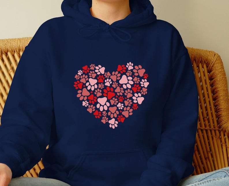 Sweat à capuche pour amoureux des chiens, Sweat à capuche avec cœur et patte, Sweat à capuche pour chien, Sweat à capuche drôle pour chien, Cadeau de Saint-Valentin, Sweat à capuche Saint-Valentin, Sweat à capuche cœur, Sweat à capuche mignon pour chien image 3