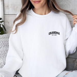 Sweat-shirt Mamie, Nouveau sweat-shirt Mamie, Mamie personnalisée, Pull Mamie, Future grand-mère, Mamie personnalisée, Noël Mamie