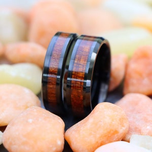 Hawaiian Koa Wood inlay Black Tungsten Wedding Ring, Wood Wedding Band, Wooden Ring For Men, Men&#39;s Wedding Band Ring, Black Wood Couple Ring