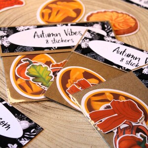 Stickers automne Set 8 autocollants cosy douillets Citrouille, chocolat chaud, plaid, châtaignes & feuilles d'automne Illustration cocooning