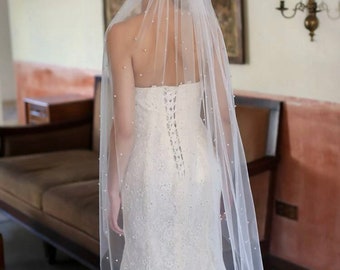 Bride Faux Pearl Veil (Long) / Wedding Long Veil