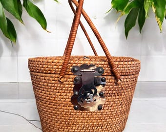 Antique Vintage Woven Wicker Rattan Fishing Tea Basket Handbag