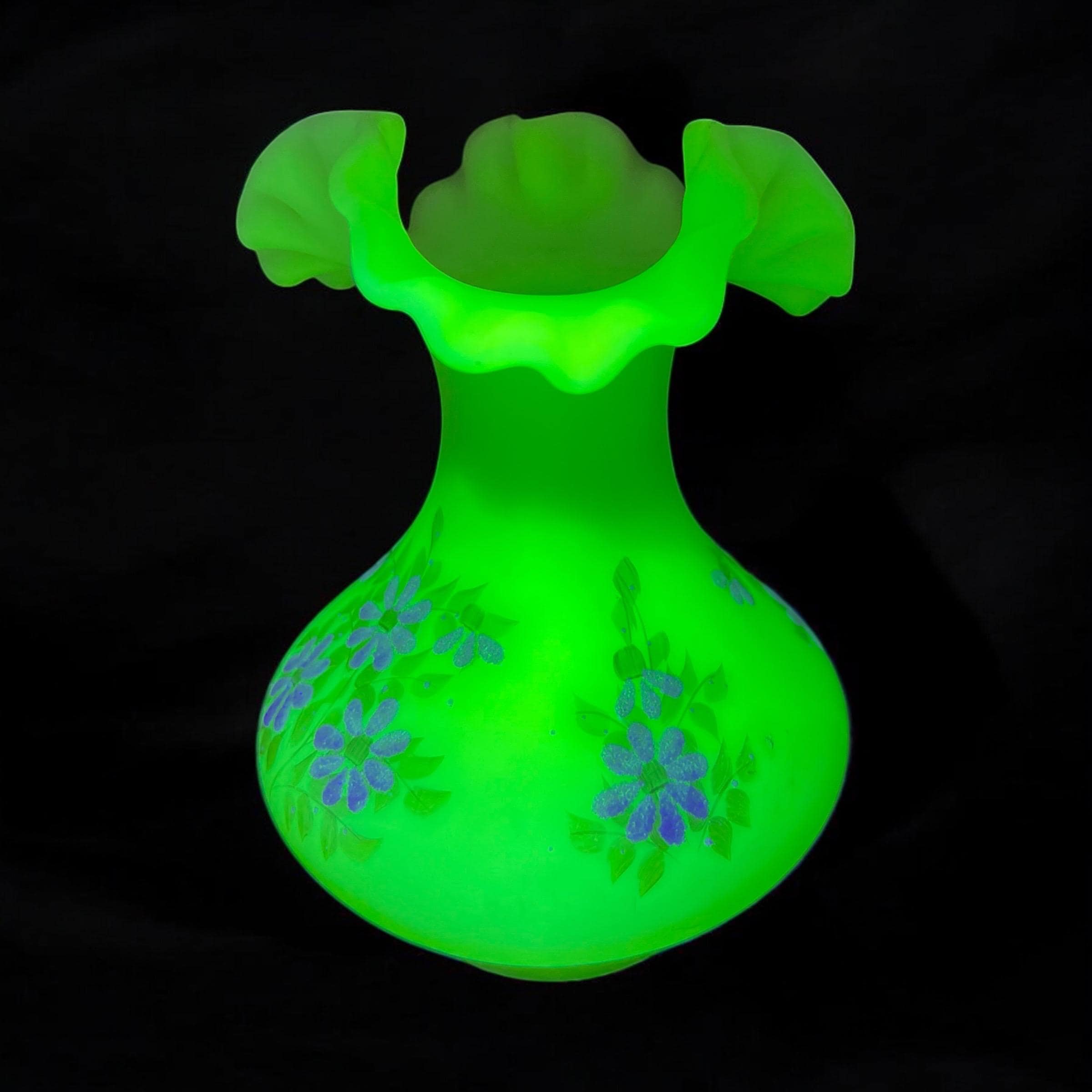 Fenton Hand Painted Daisy Satin Uranium Custard Glass Ruffled Vase
