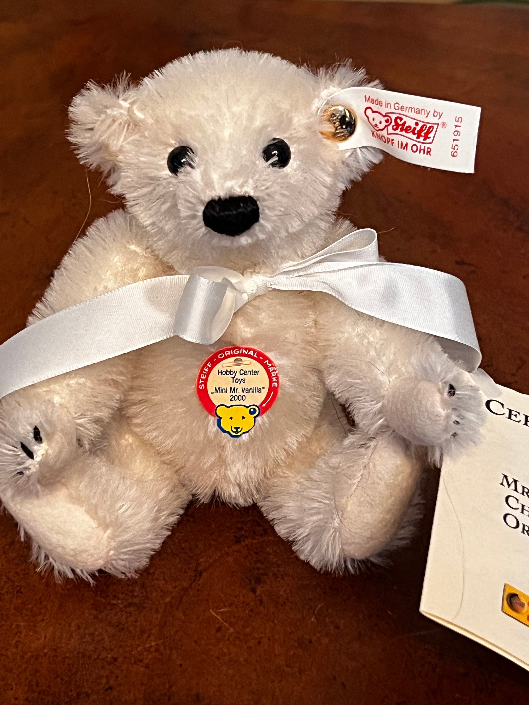 Vintage 2000 Steiff Hobby Center Toys Mini Mr. Vanilla Bear 651915