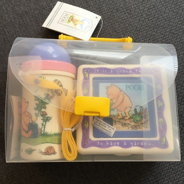 1997 Vintage Disney Winnie The Pooh Selandia Snack N' Travel Set