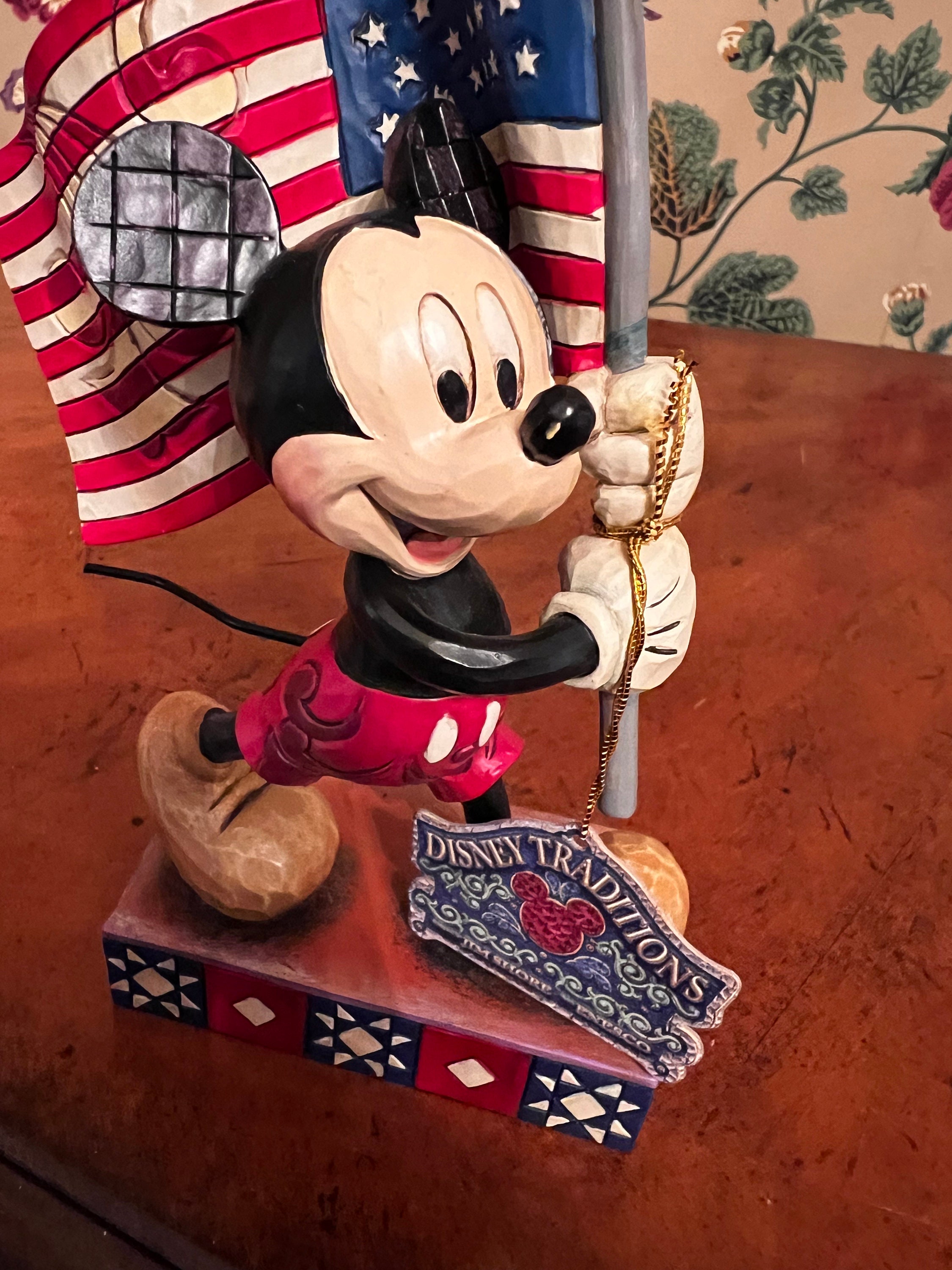 Walt Disney SHOWCASE COLLECTION ミッキー USA 【公式通販】
