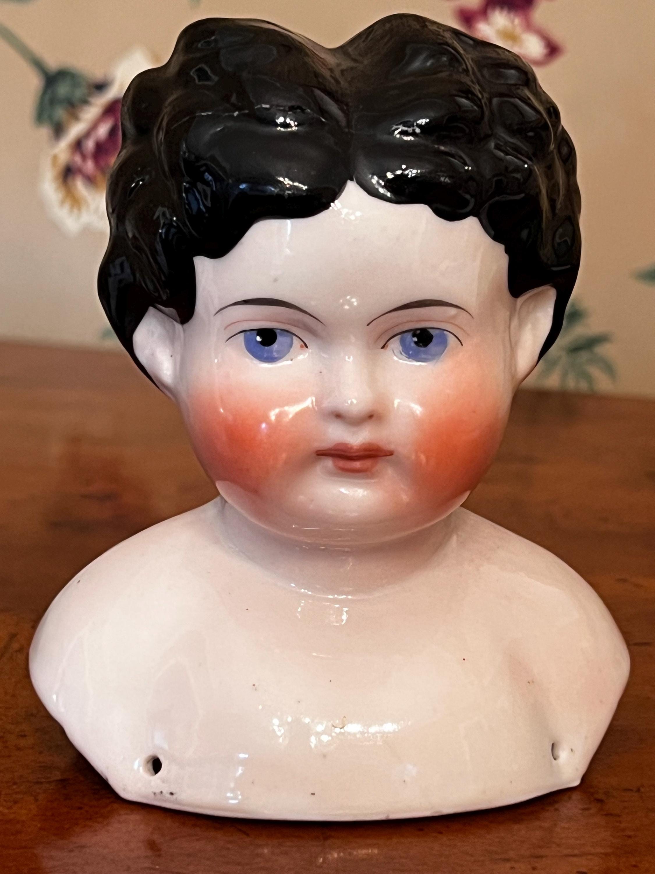 * vintage doll's head ୨୧ ブロンスの髪チャイナヘッドさん Antique China Doll Head Bust With Black Hair and Blue Eyes - Etsy