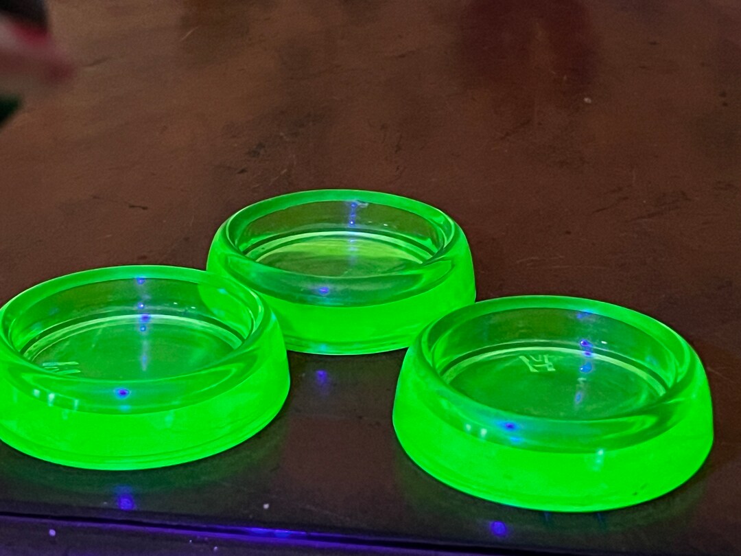 Vintage Set of 3 Hazelatlas Vaseline Uranium Glass Furniture Casters