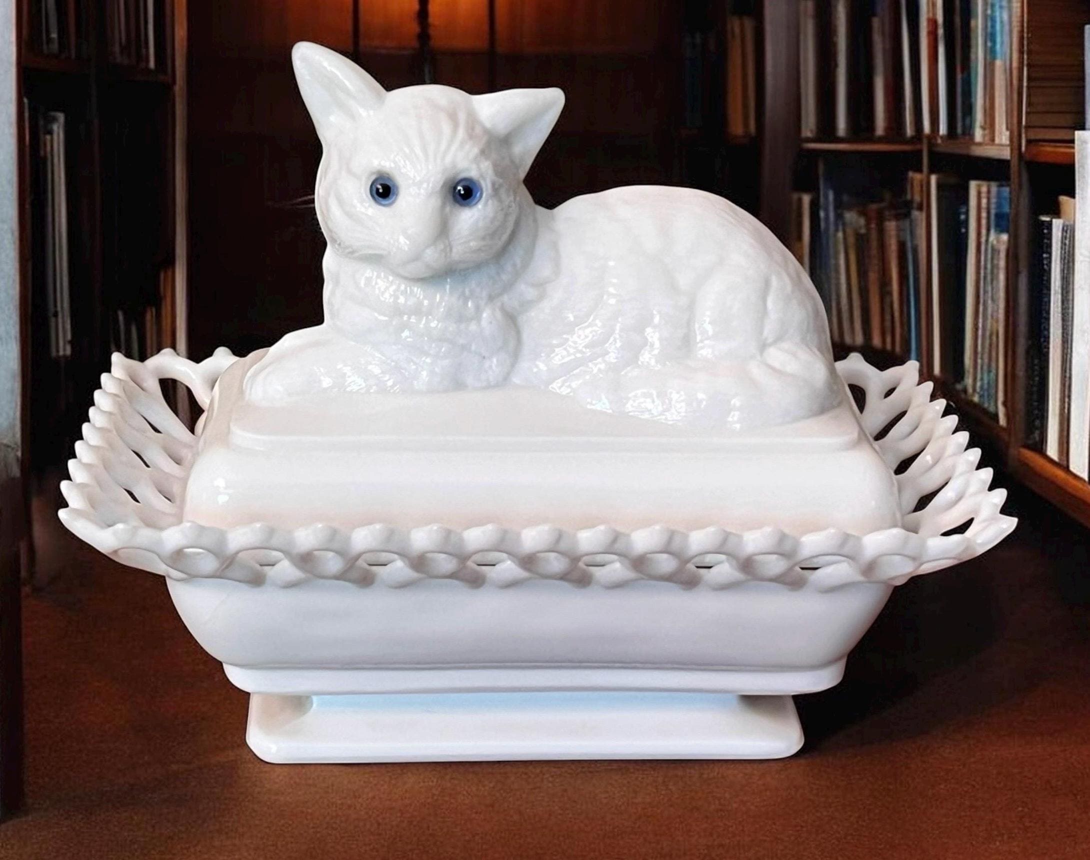 Westmoreland Cat Nest - Etsy
