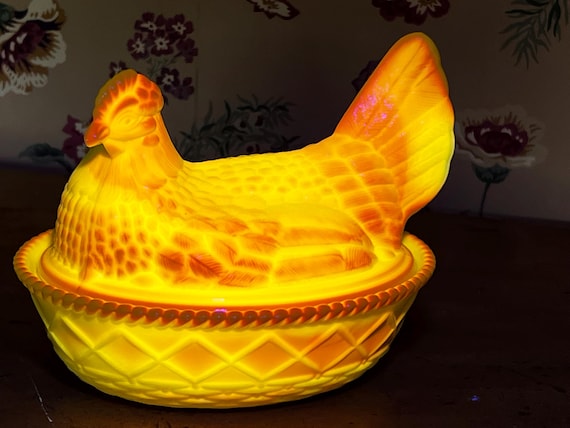 Vintage Large UV Reactive Yellow Amberina Glass Hen on Basket Nest
