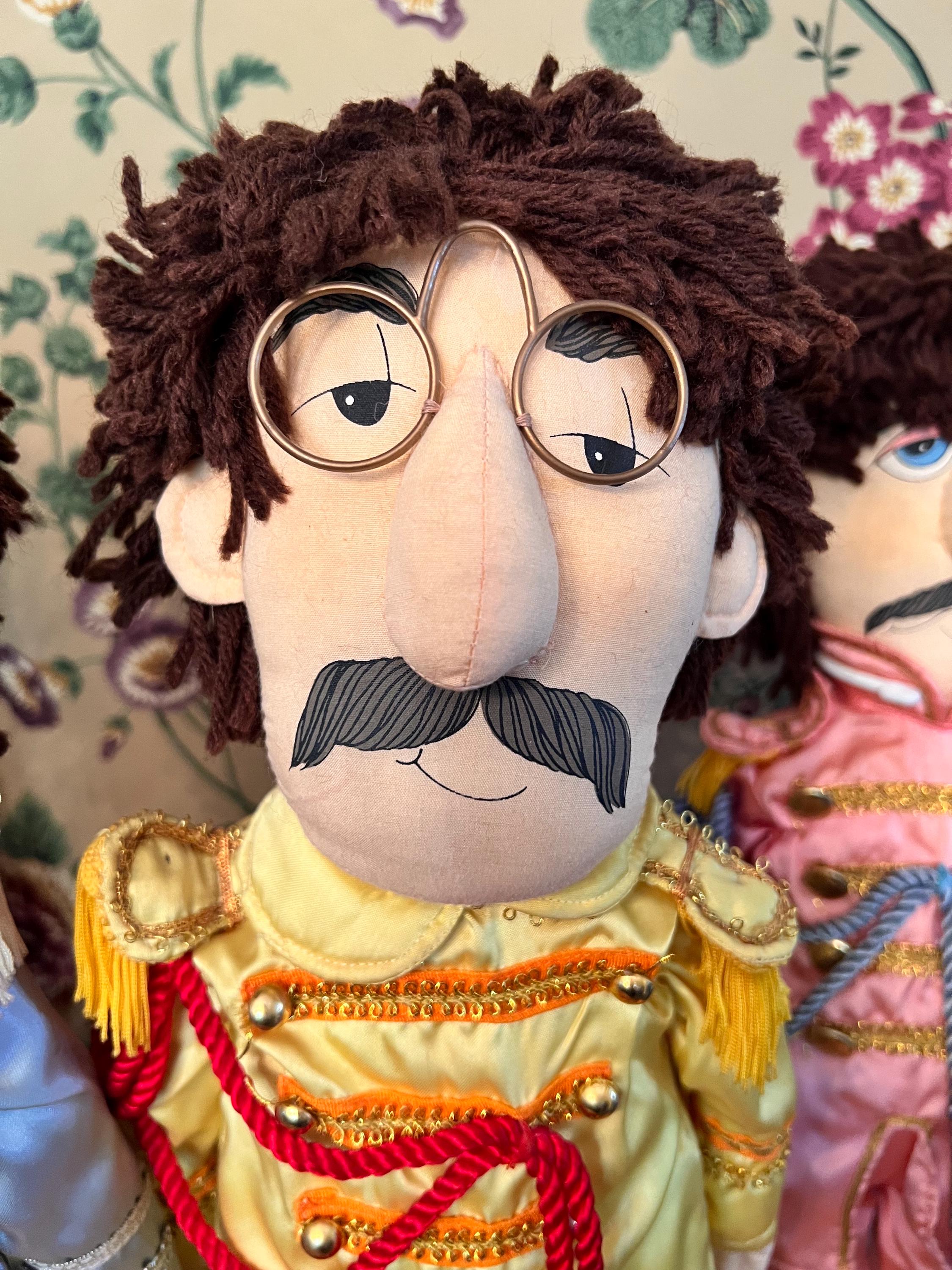 大幅値下げ！激レア！ビートルズ  1988年 軍曹コショウ人形 The Beatles Vintage 1988 Sergeant Pepper's Lonely Hearts Club Band
