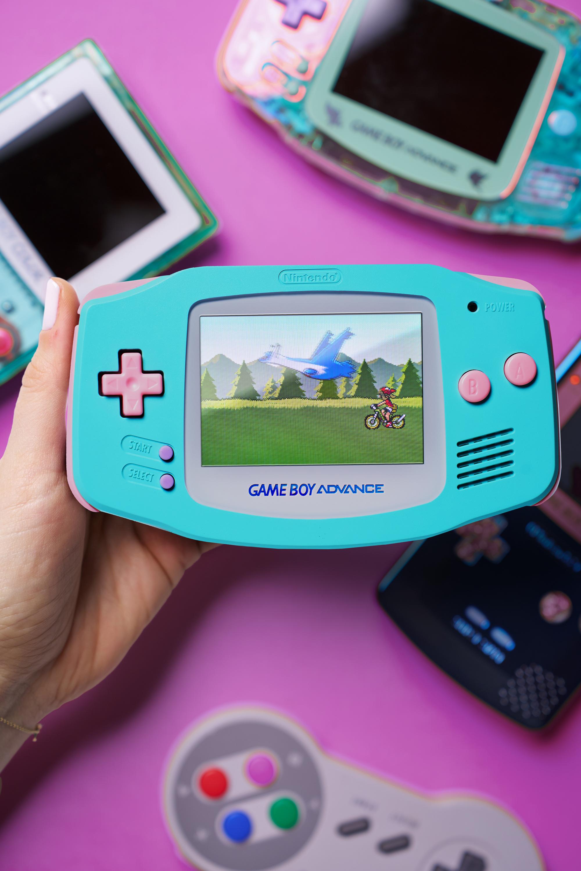 カスタムベビーブルーゲームボーイアドバンス：IPSディスプレイ、USB-C 