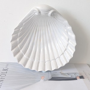 Vintage Ceramic Iridescent Clam Shell Dish