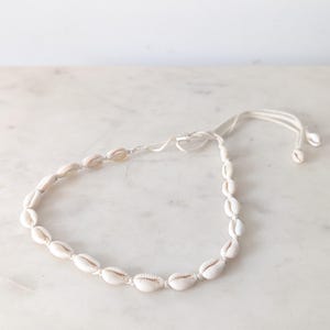 Vintage Boho Cowrie Shell Choker Necklace