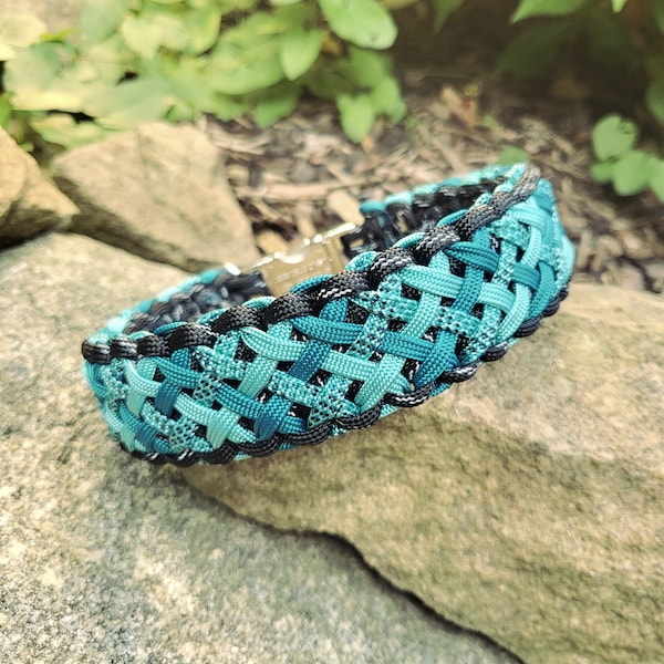 Paracord Hundehalsband mit Klickverschluss "Crossing petrol", reflektierend