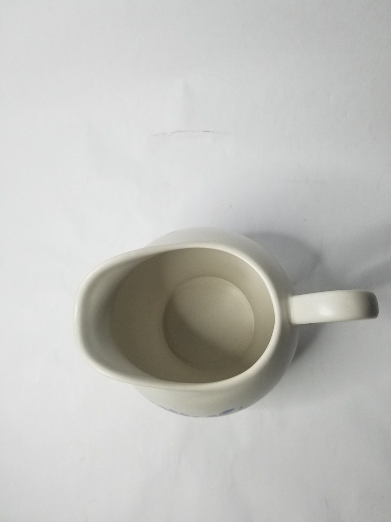 Pfaltzgraff Yorktowne Sauce / Gravy Boat W/Underplate - USA - View #9