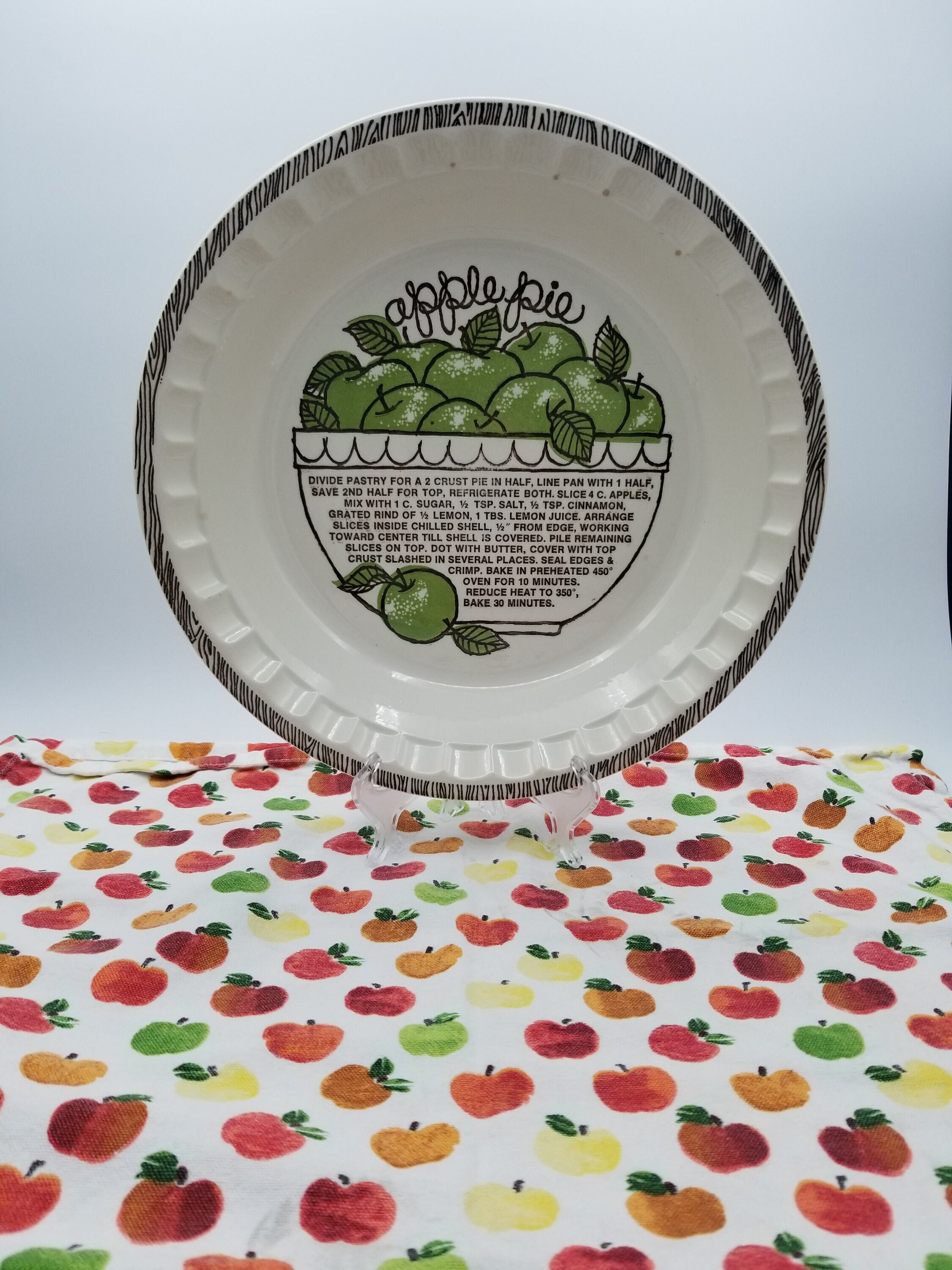 Apple Pie Fiestaware Pie Plate Fiesta 10 1/4 Inch Deep Dish Pie