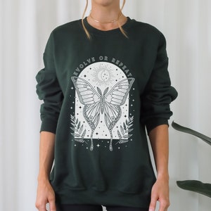 Mystical Moth Sweatshirt Goblincore Clothing Witch Sweatshirt Celestial Dark Academia Moon Phase Sweatshirt Witchy Aesthetic Clothing