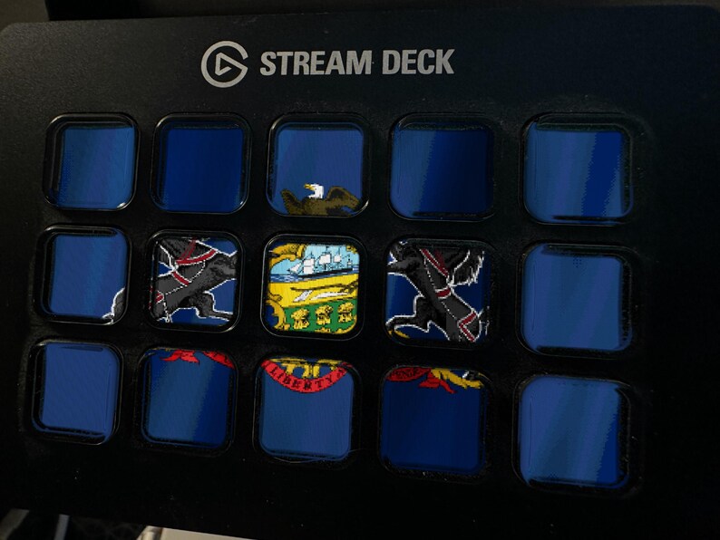 Pennsylvania Flag Stream Deck Screensaver, Animated Waving Flag GIF, Elgato MK2 XL Plus, Instant Digital Download image 1