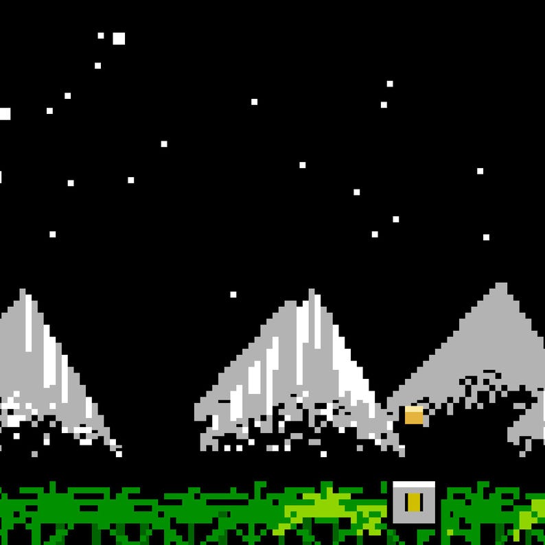 Peut inclure: Un paysage en pixel art repr&eacute;sentant trois sommets de montagnes gris sur un ciel noir uni parsem&eacute; d'&eacute;toiles carr&eacute;es blanches. Le premier plan se compose d'un champ d'herbe vert textur&eacute; avec un petit bloc carr&eacute; gris au centre jaune.