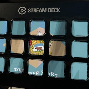 Salvaschermo per Stream Deck con bandiera del Delaware, GIF animata con bandiera sventolante, Elgato MK2 XL Plus, download digitale immediato immagine 1