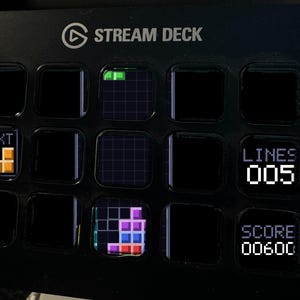 Salvaschermo per Stream Deck con blocchi che cadono, GIF animata retrò arcade, Elgato MK2 XL Plus immagine 1