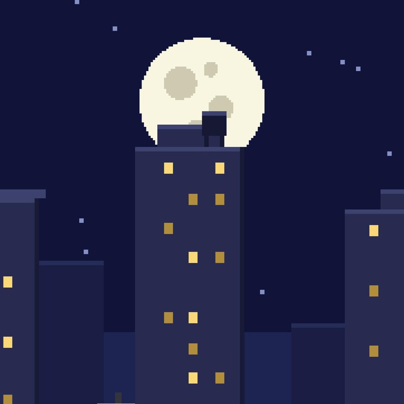 Może przedstawiać: Ilustracja w stylu pixel art przedstawiająca ciemnoniebieski krajobraz miejski w nocy z dużym, bladoż&oacute;łtym pełnym księżycem za centralnym wieżowcem. Budynki mają rozproszone, świecące na ż&oacute;łto okna na tle głębokiego, granatowego nieba.