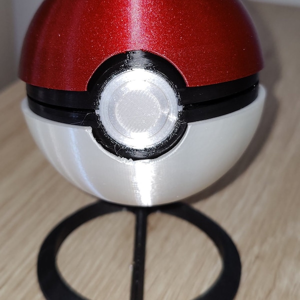 PokeBall ouvrable avec stand