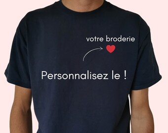 T-shirt brodé bleu unisexe. Tee shirt personnalisé 100% coton avec texte et motif de broderie personnalisable pour homme et femme