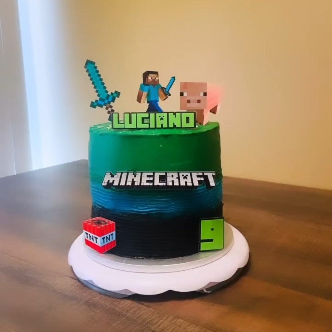 Simple Minecraft Cake Topper