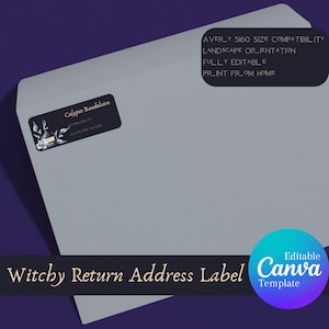 Może przedstawiać: Czarno-biały szablon etykiety zwrotnej z tekstem "Witchy Return Address Label" i "Editable Canva Template". Etykieta zawiera czarno-białą ilustrację butelki z kwiatowym wzorem i tekstem "Calypso Baudelaire".