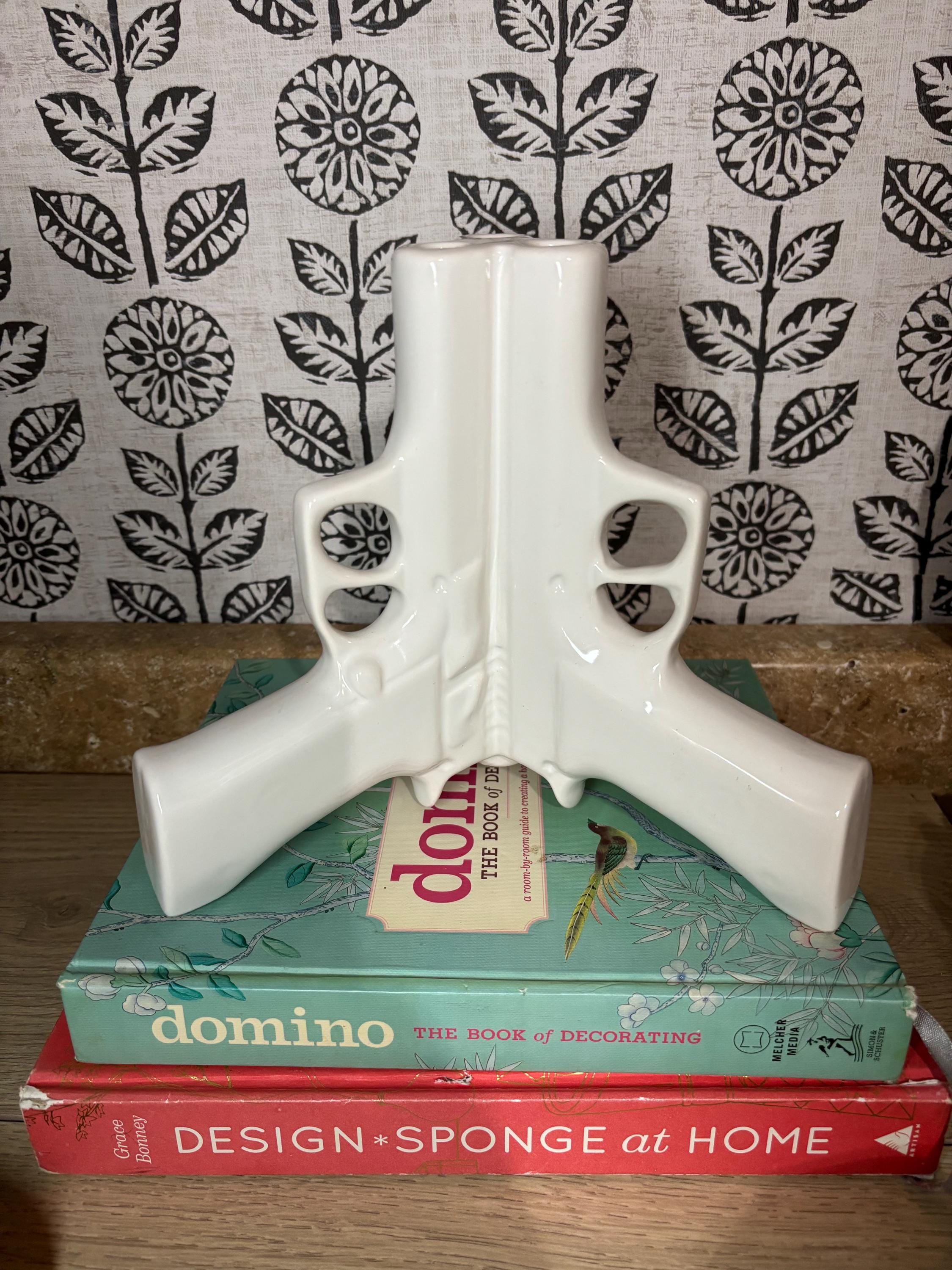 SUCK UK White Ceramic Triple Guns Vase Rose Table Vase - Etsy