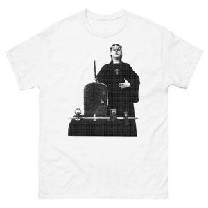 Aleister Crowley - Magick, Occult, Wicca - Men&#39;s classic tee