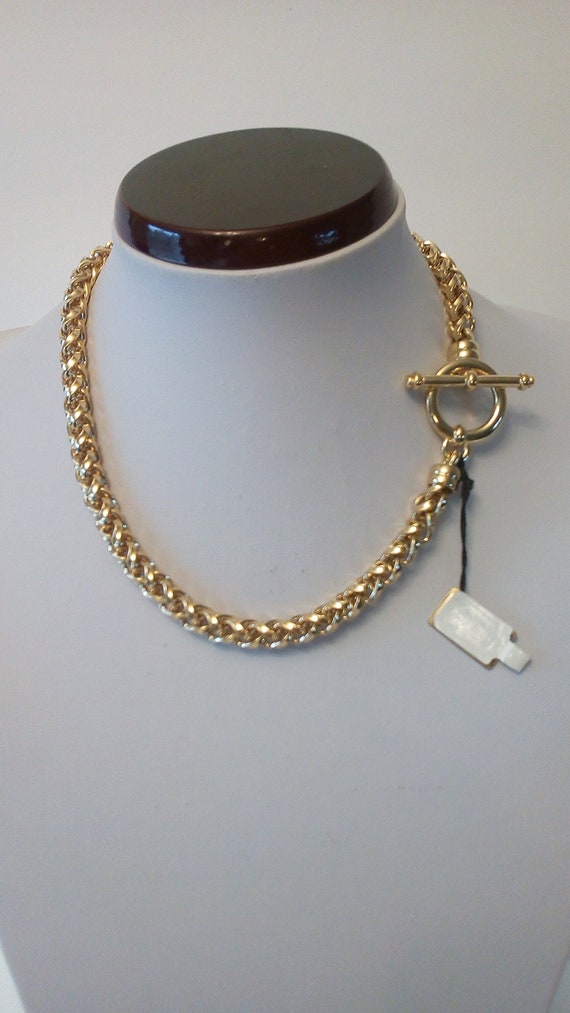 VOGUE BIJOUX Toggle Fancy Link Chain Necklace.  It