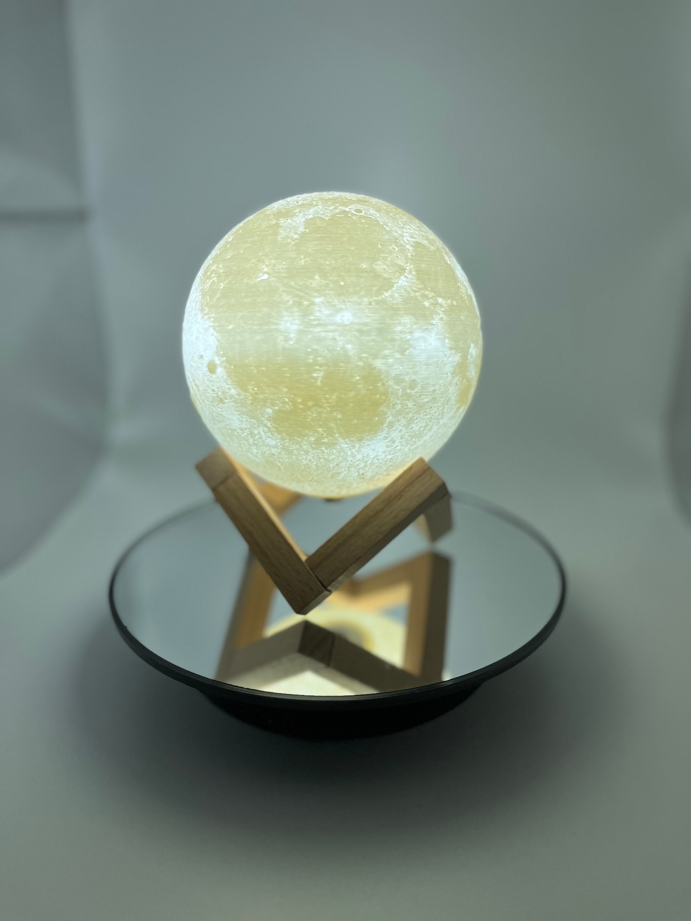 Custom 3D Printed RGB Planet Lamps - 16 Color Changing Night Light - Solar System