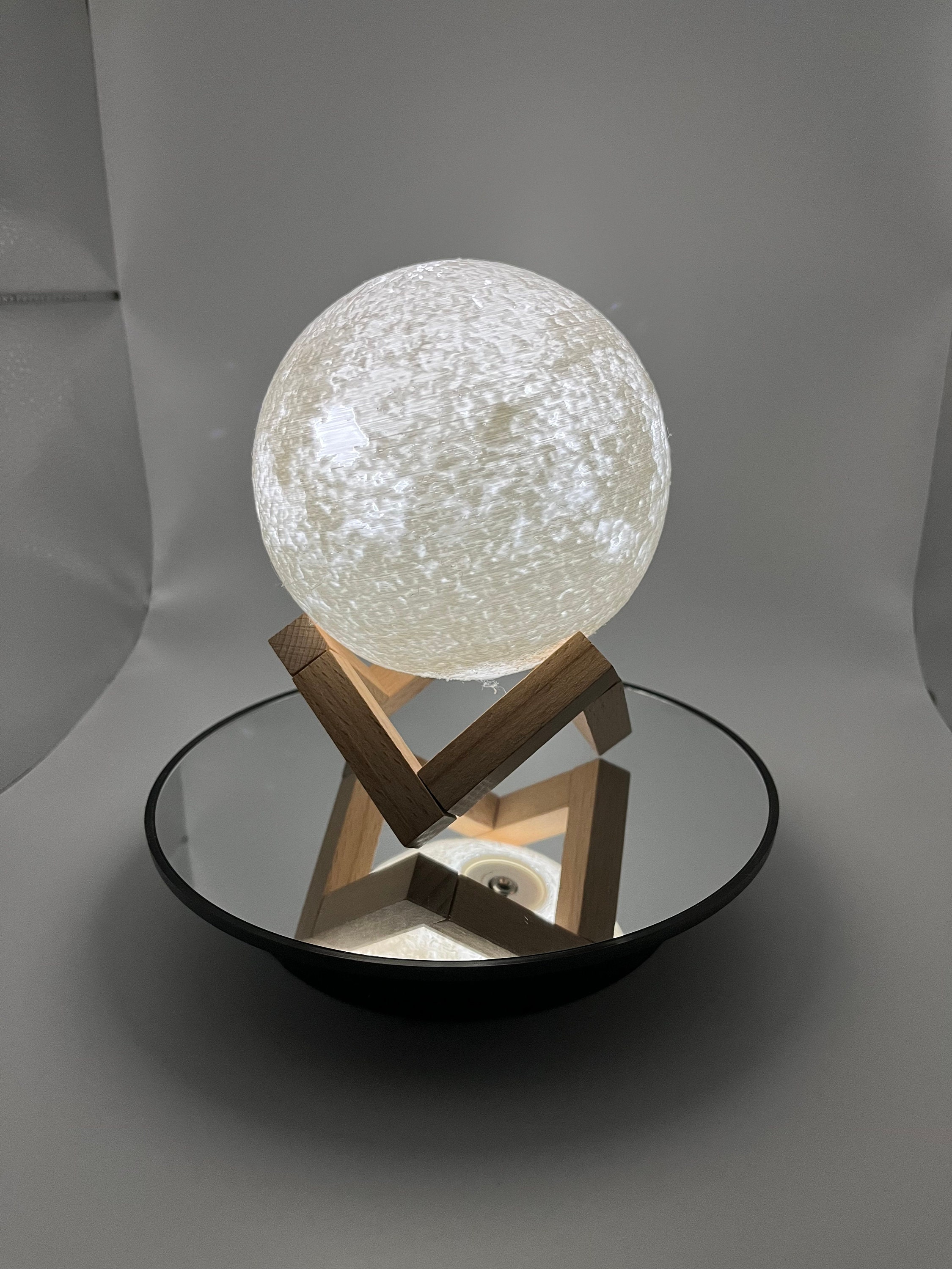 Custom 3D Printed RGB Planet Lamps - 16 Color Changing Night Light - Solar System