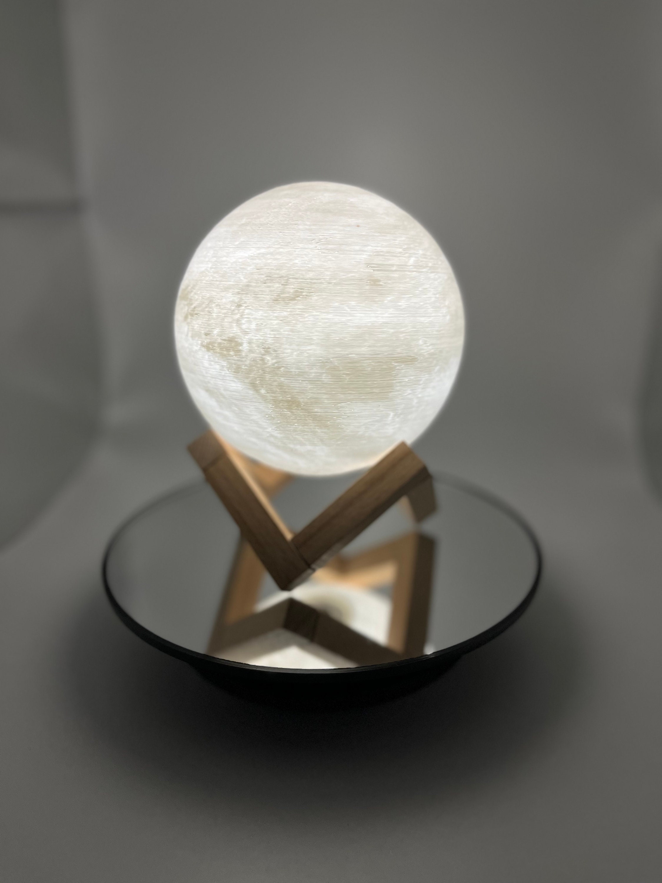 Custom 3D Printed RGB Planet Lamps - 16 Color Changing Night Light - Solar System