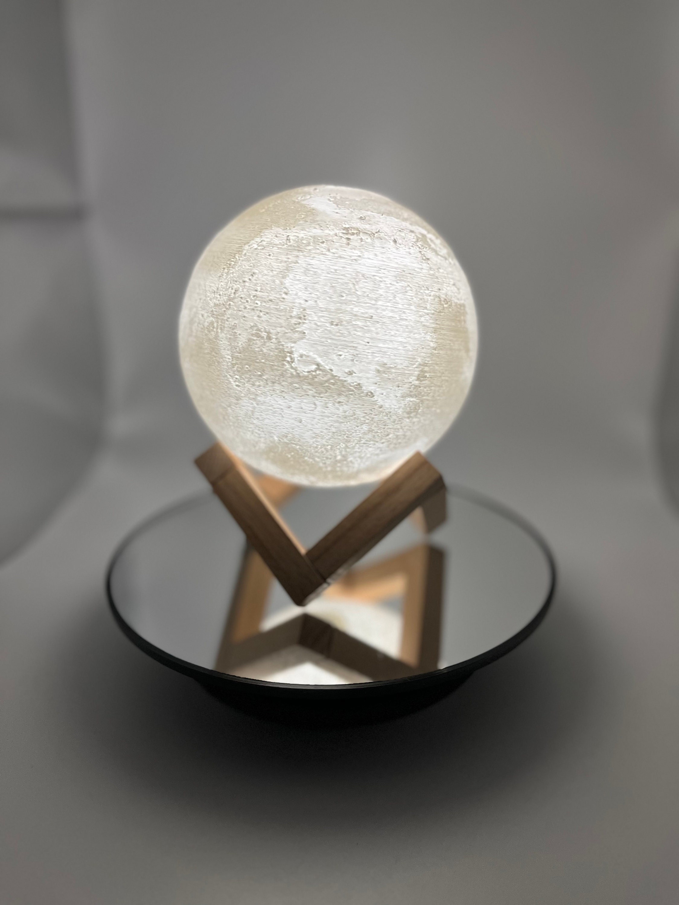 Custom 3D Printed RGB Planet Lamps - 16 Color Changing Night Light - Solar System