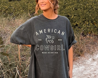 Comfort Colors Cowgirl Shirt, Oversized Country Concert Shirt,Western Graphic Tee, Western Tshirt Dress, Cute Country Shirts, Nashville Tee
