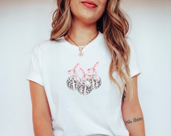 Disco Ball Tee, Retro Disco Ball Tshirt, Mirrorball Tee, Y2k Graphic Disco ball shirt, Last Disco Retro Shirt, Disco Bachelorette Party Tee