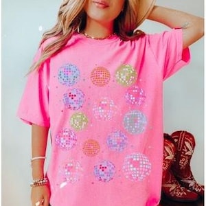 Disco Ball Tshirt Comfort Colors Mirrorball Last Disco Retro Shirt Groovy Disco Bachelorette Party Tee Oversized Retro Womens 70s Club Tee