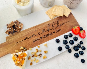Engraved Marble and Wood Board for Mom, Wood Cutting Board for Mother, Personalized Charcuterie Board, Perfect Mother's Gift, Grandma Gift