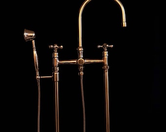 Elegant Floor Mounted Freestanding Tub Filler with Hand Shower