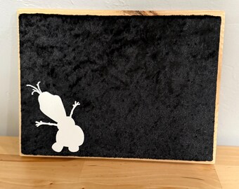 Frozen Inspired Disney Pin Board Display, Disney Olaf, Warm Hugs – Personalized Character-Themed Pin Holder (Options)