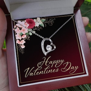 Heart Pendant Valentine&#39;s Day Necklace Gift for Her, Love Forever Jewelry for Your Significant Other to Celebrate Your Relationship