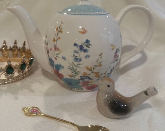Grace Teaware Fine Porcelain Teapot