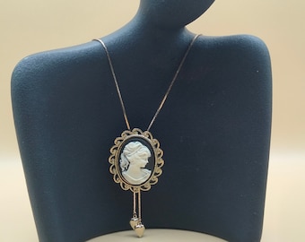 Halsketting met cameo-ketting en hartjes van imitatiemateriaal